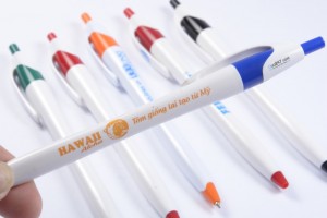 But-Bi-43-6-300x200 Các loại bút bi làm quà tặng quảng cáo hiệu quả