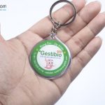 Nơi nào TPHCM sản xuất móc khoá mica, móc khoá đổ keo giá rẻ?