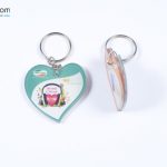 Nơi nào TPHCM sản xuất móc khoá mica, móc khoá đổ keo giá rẻ?