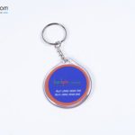Nơi nào TPHCM sản xuất móc khoá mica, móc khoá đổ keo giá rẻ?