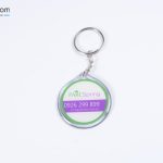 Nơi nào TPHCM sản xuất móc khoá mica, móc khoá đổ keo giá rẻ?