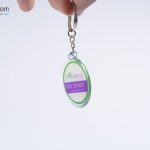 Nơi nào TPHCM sản xuất móc khoá mica, móc khoá đổ keo giá rẻ?