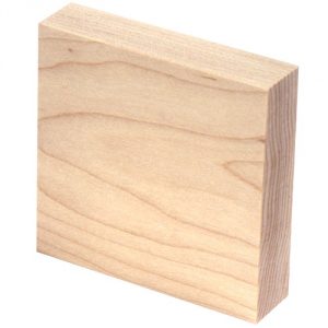 BÚT GỖ ĐƯỢC SẢN XUẤT NHƯ THẾ NÀO? 2 Gỗ Maple là loại gỗ cao cấp được sử dụng để sản xuất bút gỗ