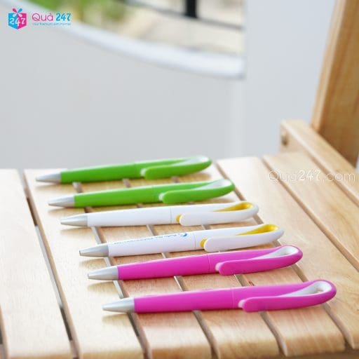 Bút Bi 06 30 Bút Bi 06