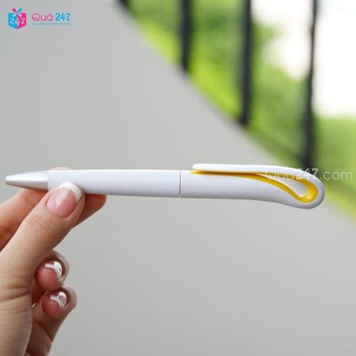 Bút Bi 06 37 Bút Bi 06
