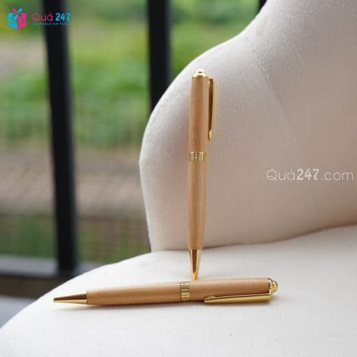Bút gỗ 12