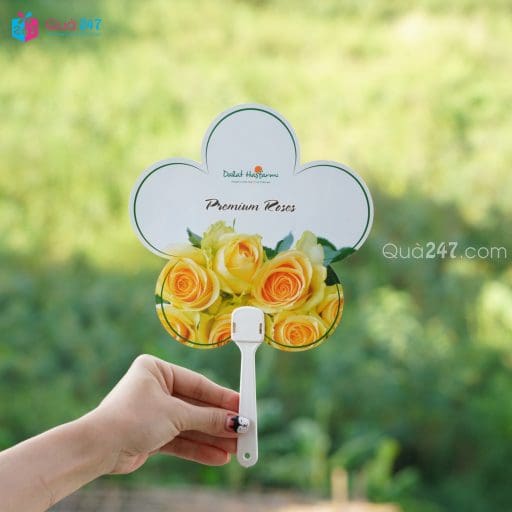 Quạt Giấy 05