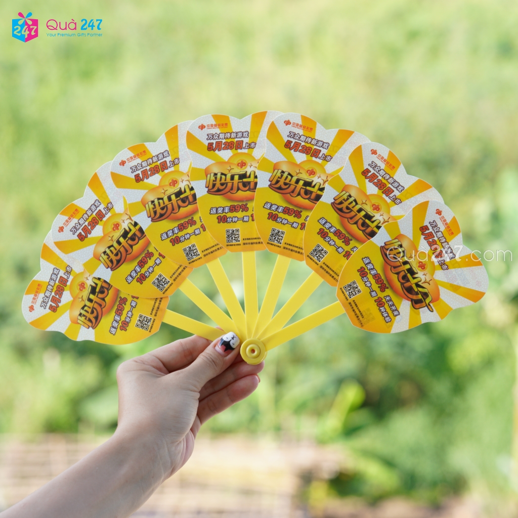 Quạt Xòe 03 4 Quạt Xòe 03