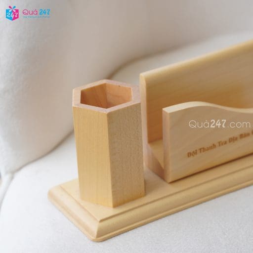 Quà gỗ để bàn 11