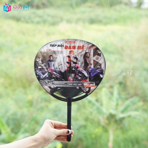 Quạt Nhựa Decal 02
