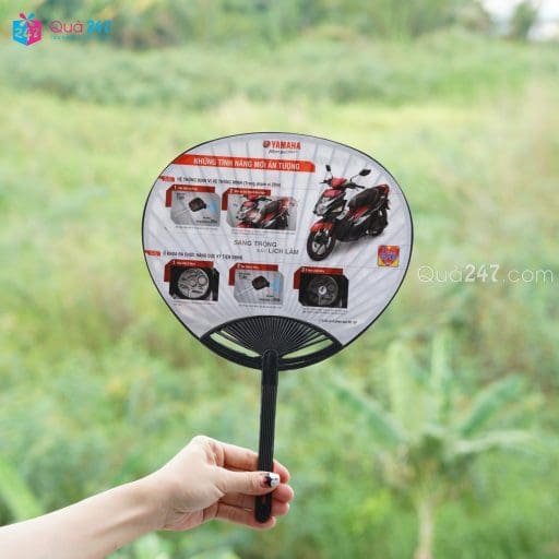Quạt Nhựa Decal 02