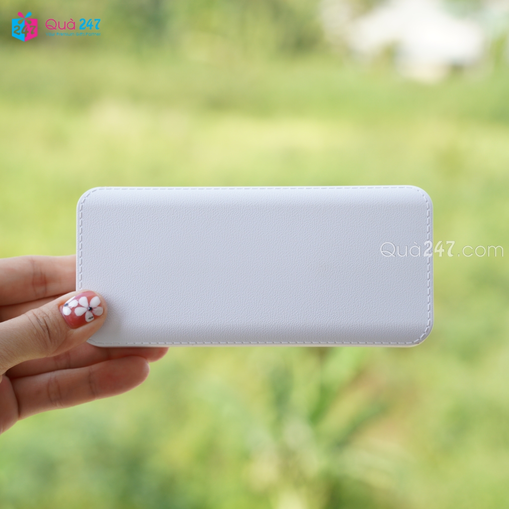 Pin Dự Phòng 06: Top 5 Mẫu Quà Tặng Doanh Nghiệp Hot Nhất! 5 Pin Dự Phòng 06: Top 5 Mẫu Quà Tặng Doanh Nghiệp Hot Nhất!