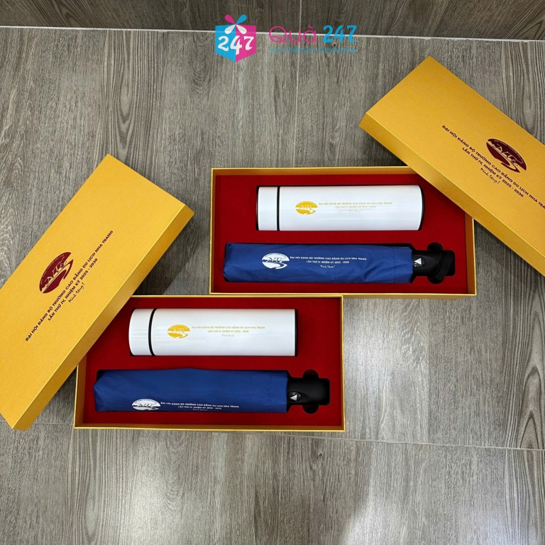 Làm thế nào để có Bộ Quà Tặng Bình Nước & Dù In Logo Giá Tốt?